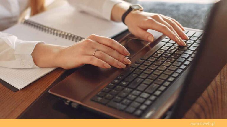 Jaka jest różnica między logiem a logotypem?